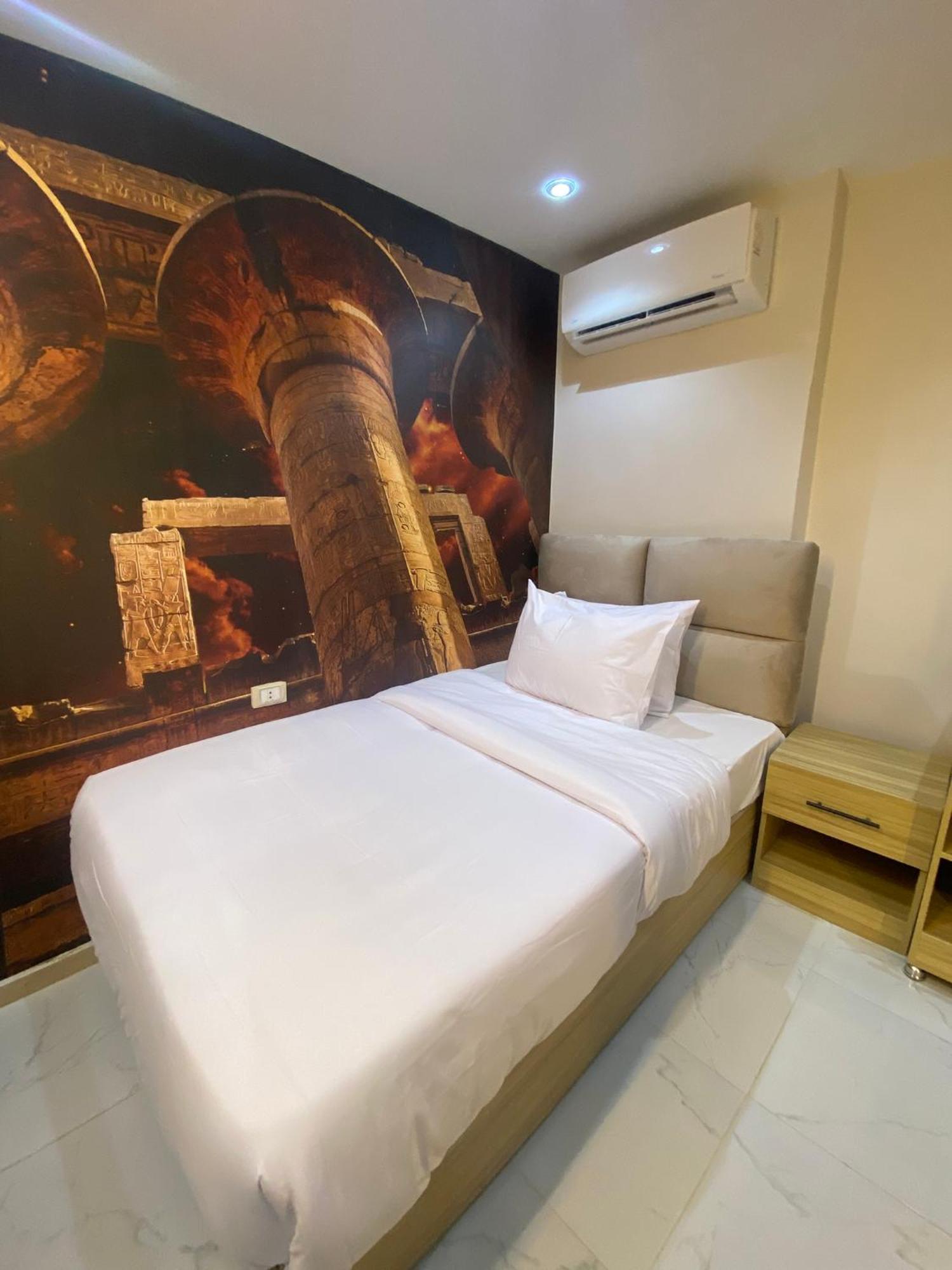Royal Golden Pyramids Inn Giza Eksteriør billede
