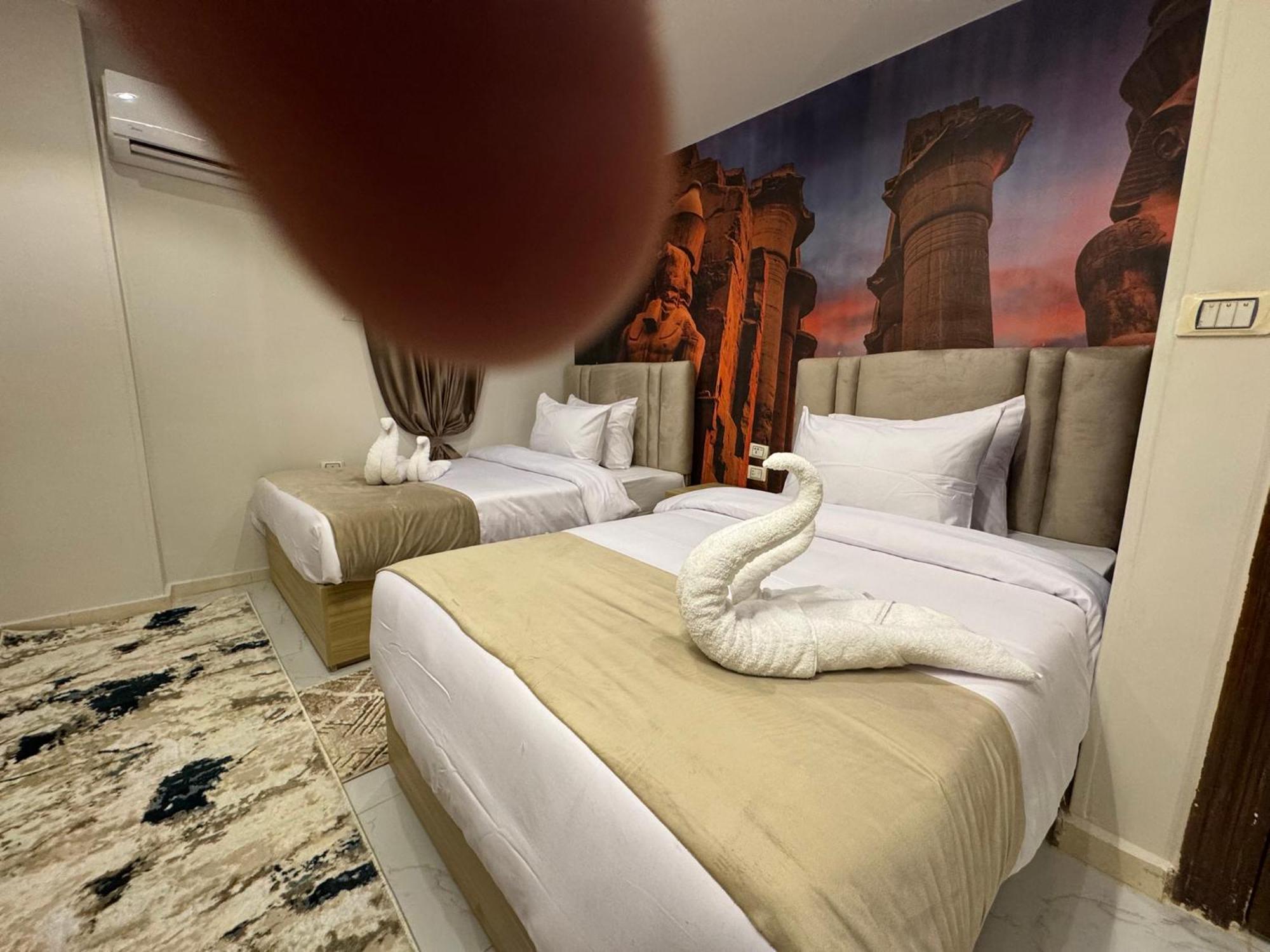 Royal Golden Pyramids Inn Giza Eksteriør billede